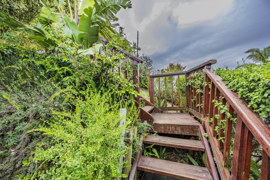 4 Bedroom Property for Sale in Bonza Bay Eastern Cape